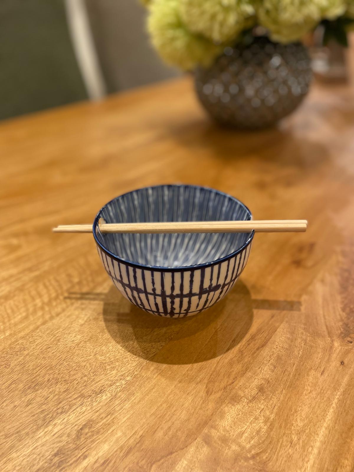 Blue And White Patterned Bowl With Chop Sticks